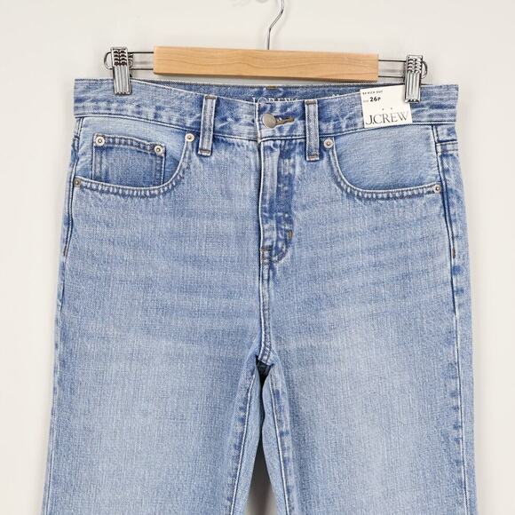 J.Crew Mid-Rise '84 Relaxed Kickout Jean Synniva Wash Size 26 Petite NWT - Picture 3 of 11